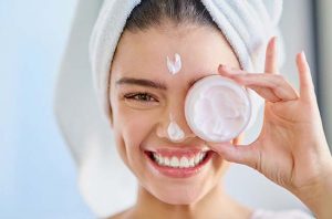 Using The Right Moisturiser Can Prevent The Aging Process.